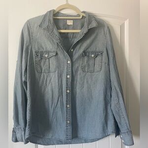 J. Crew Women’s Long Sleeve Button Down Shirt | Size: Large | Color: Chambray
